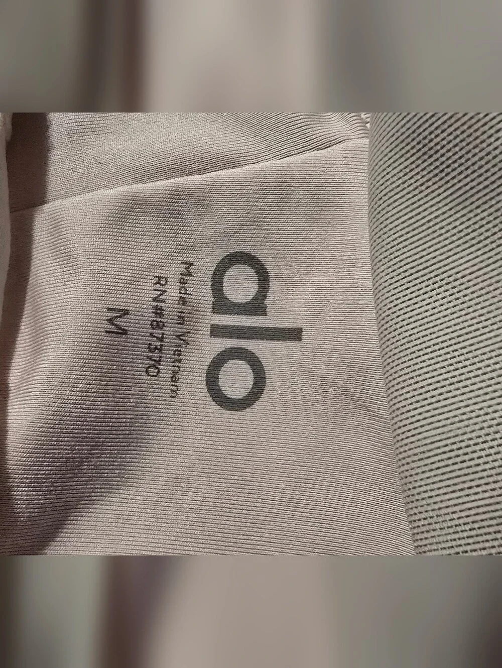 ALO Yoga euc no